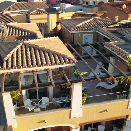 Janas Hotel 3*