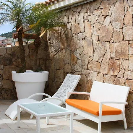 Hotel Janas 3*