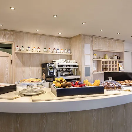 Janas 3* فيلاّسيمِيوس