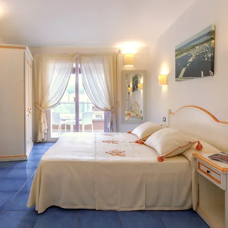 Janas Hotel