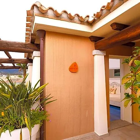 Janas Hotel 3*