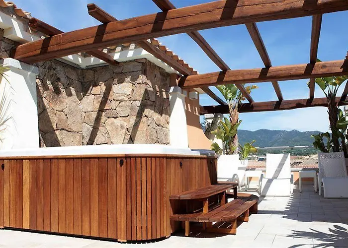 Janas 3* فيلاّسيمِيوس